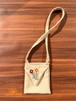 کیف گلدوزی شده بچه گانه رنگ کرم