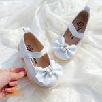 کفش بابت دخترانه چرم مدل پاپیون مرواریدی آبی اسمانی