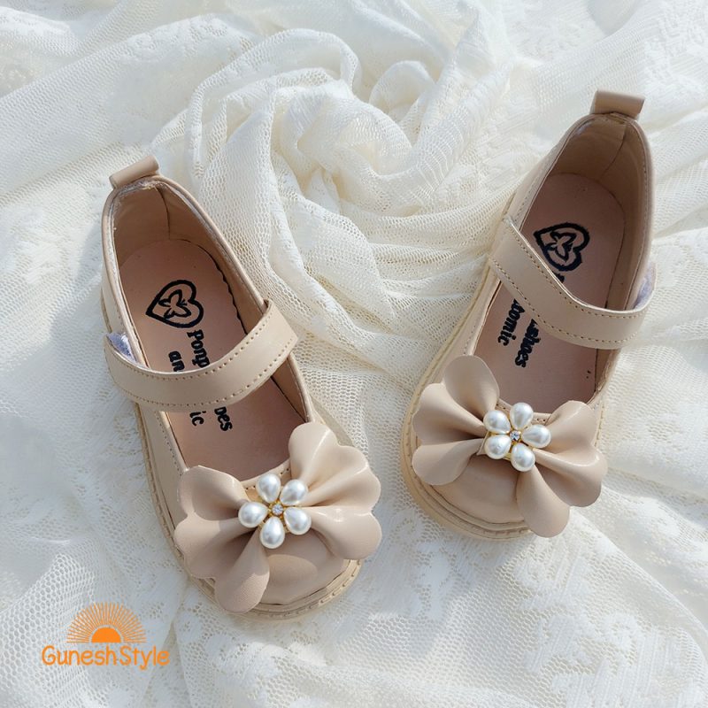 کفش بابت دخترانه چرم مدل پاپیون مرواریدی شیری