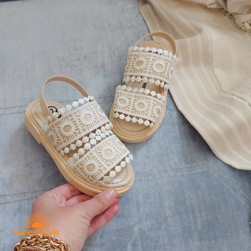 صندل دخترانه مدل لیا رنگ کرم