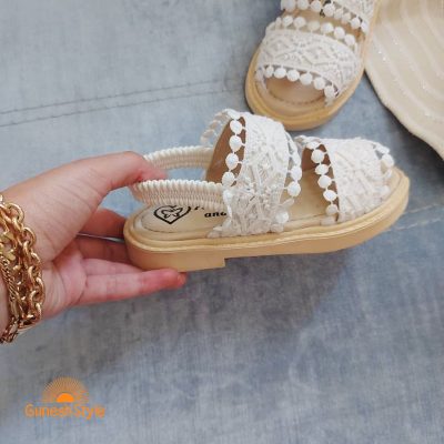 صندل دخترانه مدل لیا رنگ سفید