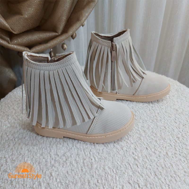 بوت دخترانه ریش ریش دار مدل دلارا رنگ کرم