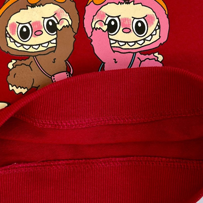 بلوز دورس بچگانه طرح لبوبو (Labubu) رنگ قرمز